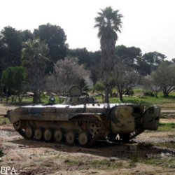 Войска Каддафи идут на Бенгази, а сам Каддафи угрожает 