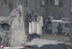"Урегуляторы кризиса Януковича" не собираются идти на уступки: власть закрылась железной стеной спецназа!!!
