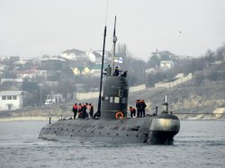 Крымский кризис 2014: Россия готова вернуть часть техники Украине, включая подводную лодку 